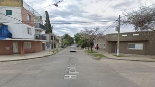 La noche de terror de un vecino en barrio Roma: desvalijaron su casa con su hija de rehén