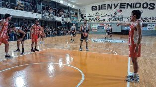 Almagro visitará a Alumni, para ponerse al día en la Liga Federal, donde podría quedar como único puntero en su División.
