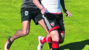 Newells tiene la misión de ponerse al día con el reclamo de Agremiados