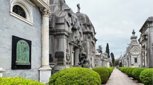 El cementerio El Salvador abre sus puertas este sábado con un nuevo recorrido guiado.
