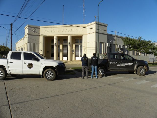 Desbaratan una banda dedicada a la protitución y rescatan a 15 mujeres