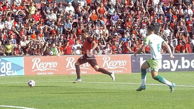 El minuto a minuto del duelo entre Colón y Defensa