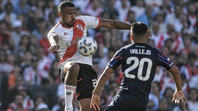 Salomón Rondón marcó el gol de River.