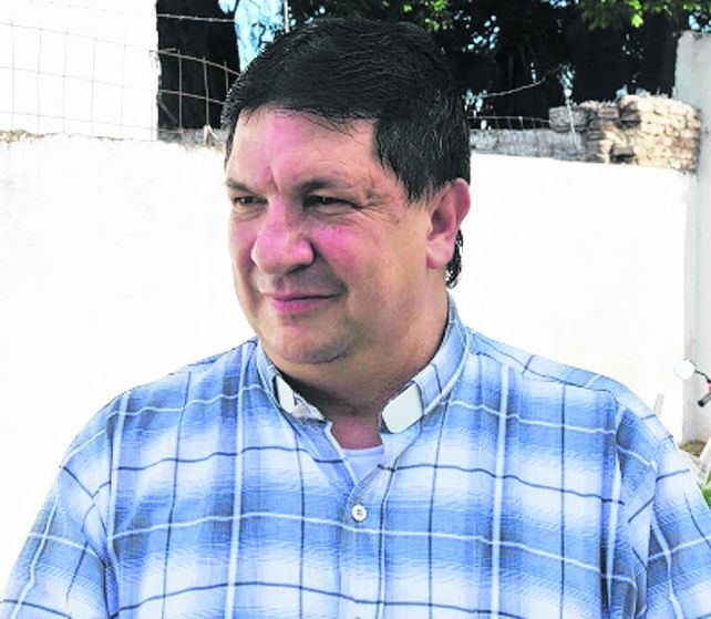 Escobar Gaviria. Está desde 2005 en la parroquia de Lucas González.