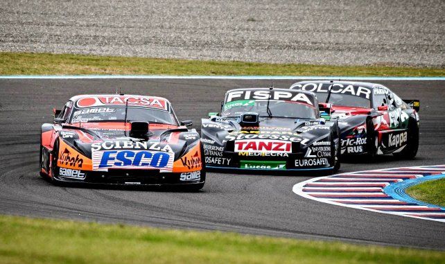 Valentín Aguirre festejó en la final del TC en Termas de Río Hondo.