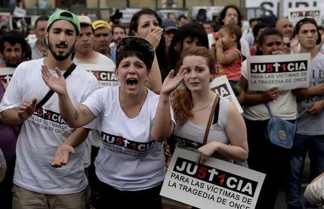 Conseguimos un fallo histórico, dijo el padre de una de las víctimas de la tragedia de Once