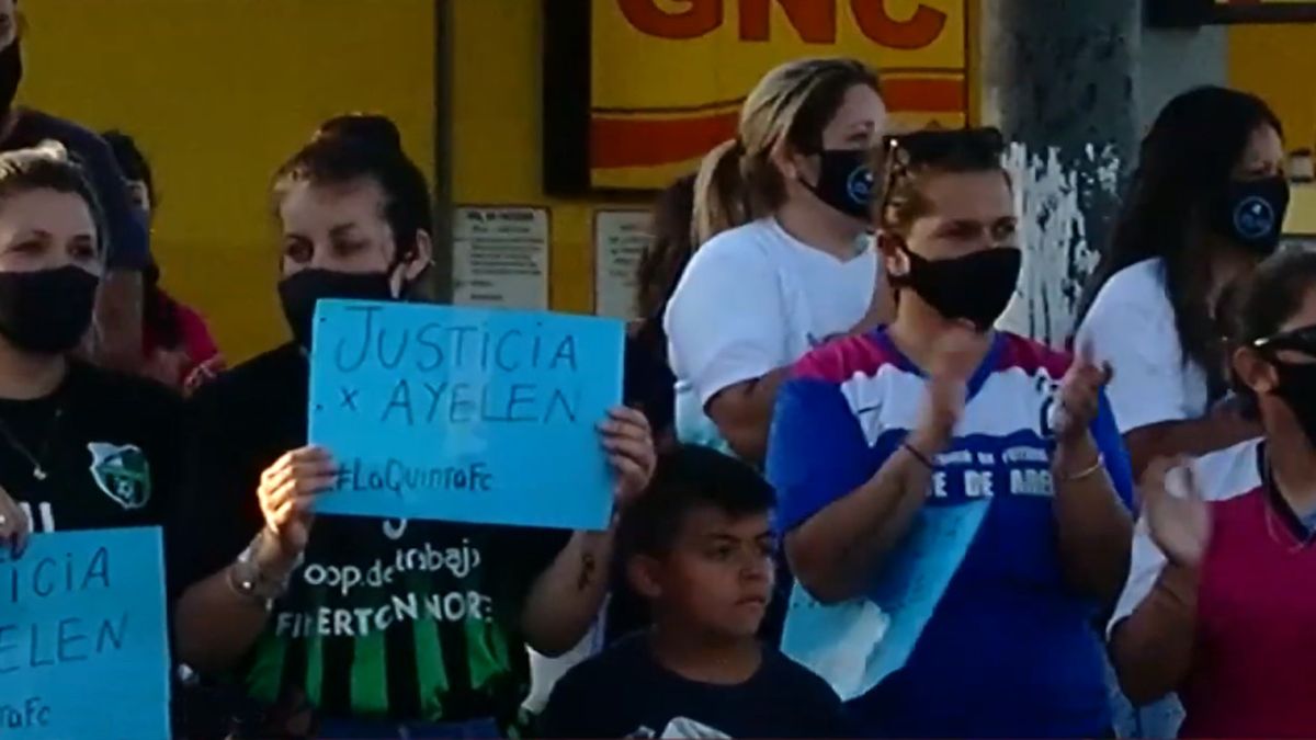 Familiares y amigos de la ciclista que murió atropellada por una moto ...