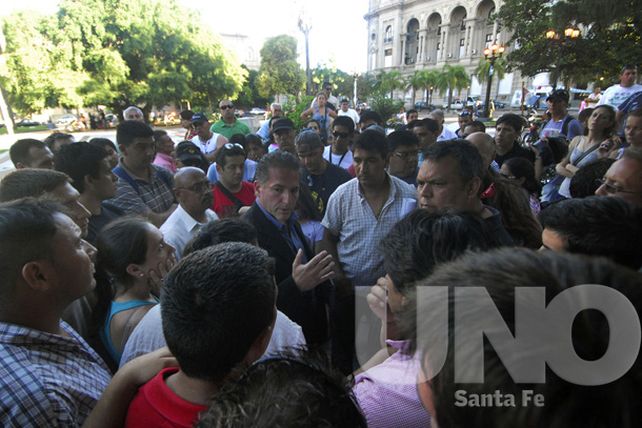 Con intermediación de Monseñor Arancedo, Gobierno y Policía llegaron finalmente a un acuerdo
