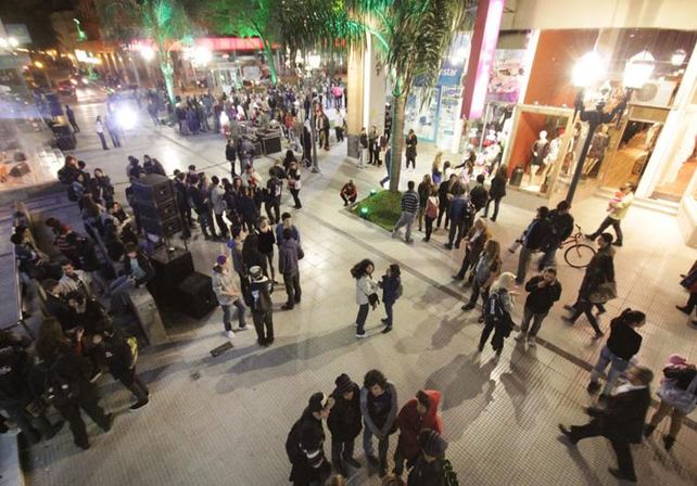 Inauguraron la remodelación de la cuadra testigo de la Peatonal San Martín Norte