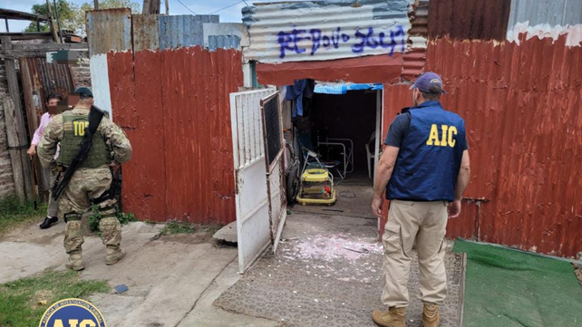Narcomenudeo: desarticulan una banda en Vía Honda y arrestan a 13 sospechosos
