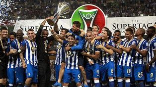 A pura cumbia: Porto salió campeón y festejó al ritmo de Los Palmeras