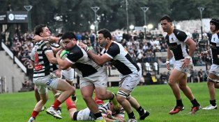 Estudiantes derrotó al bicampeón y sigue firme en la cima del Regional del Litoral