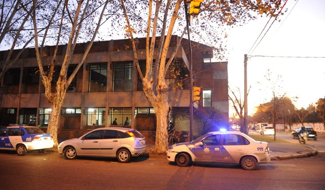 Se produjeron dos homicidios en Arroyo Seco y en Villa Gobernador Gálvez