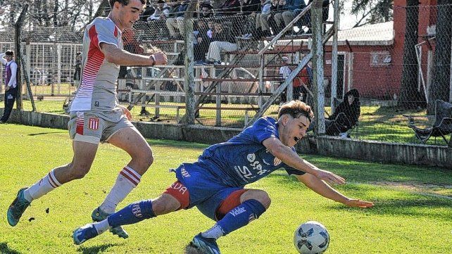 Unión perdió de local con Estudiantes y no pudo sumar aún en reserva