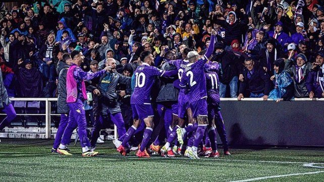 Caída de Aston Villa y triunfo de Fiorentina en las semis de la Conference League