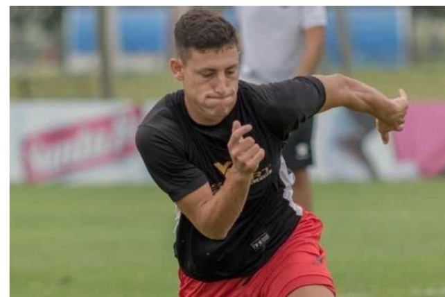 Tomás Chancalay podría renovar su contrato con Colón y ser cedido a préstamo.