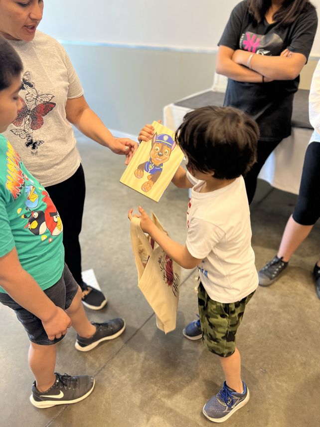 Lanzan un libro solidario que ayudará a niños y niñas que transitan una medida judicial