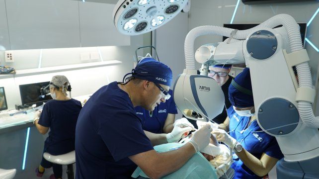 ARTAS es lo último en inteligencia artificial para microtrasplantes y hoy está en Argentina.