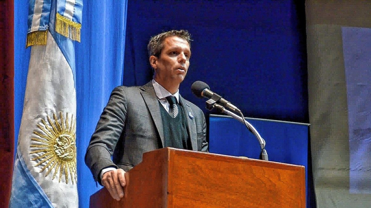 Cresto reasume la intendencia en Concordia y libera internas