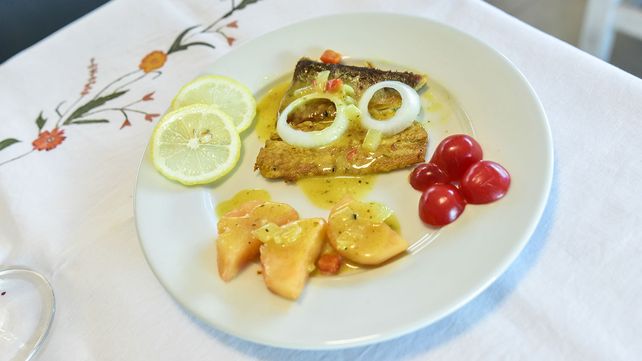Con precisión de corrector, relojero y cocinero!