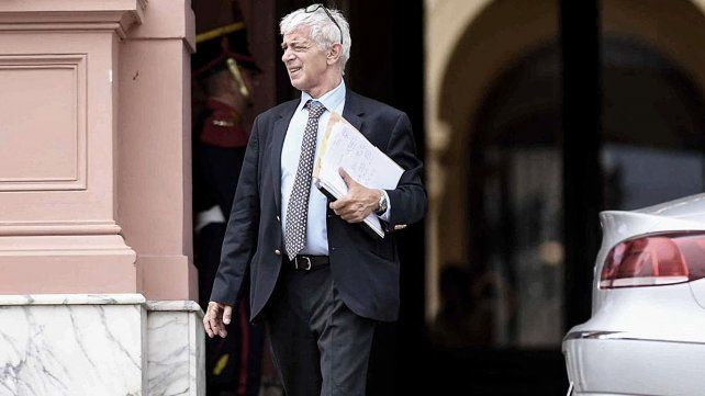 Suspenderán pagos a víctimas de terrorismo de Estado. Lo anunció el ministro de Justicia Mariano Cúneo Libarona. Se basa en un fallo por irregularidades.&nbsp;