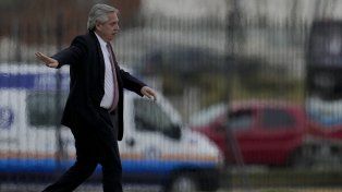Alberto Fernández, agobiado frente a una crisis económica y política cada vez más vertiginosa.&nbsp;