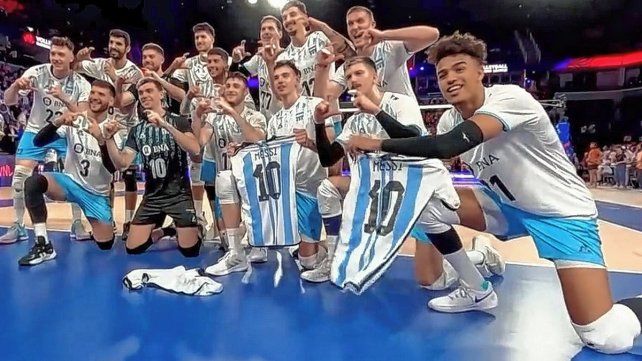 Argentina logró un triunfo histórico ante Francia.
