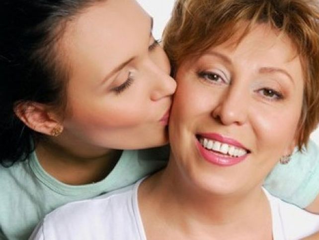 ¿Te ves viejo?, es culpa de tu madre