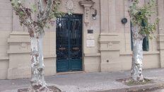 La directora del establecimiento, que también debió aislarse, explicó que la escuela estaba preparada para retomar la actividad educativa. La directora del establecimiento, que también debió aislarse, explicó que la escuela estaba preparada para retomar la actividad educativa.