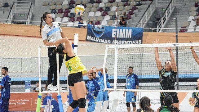 Regatas de Santa Fe cayó frente a Citta de Villa Constitución en sets corridos en San Juan.