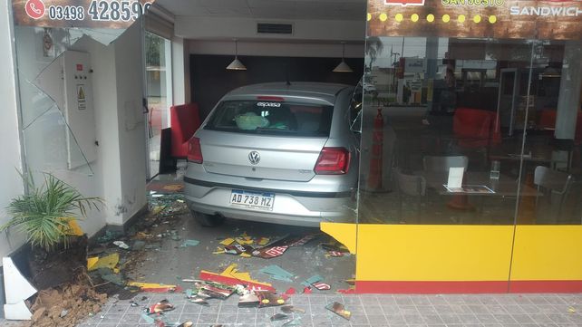 El siniestro ocurrió en la estación Shell que se encuentra sobre ruta 11