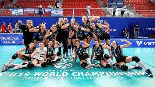 Las Panteritas triunfaron 3-2 ante República Dominicana.