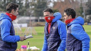 Los primeros dos desafíos que tendrá el DT de Unión Cristian González.