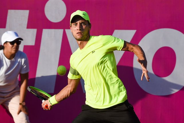 El tenista argentino Renzo Olivo enfrentará este sábado al italiano Andrea Vavassori en una de las semifinales del Challenger de San Benedetto