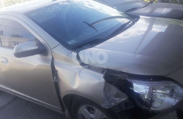 El auto robado en el cual&nbsp;detuvieron a los malhechores.