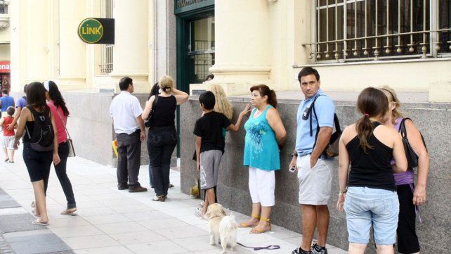 Se oficializó el bono para informales