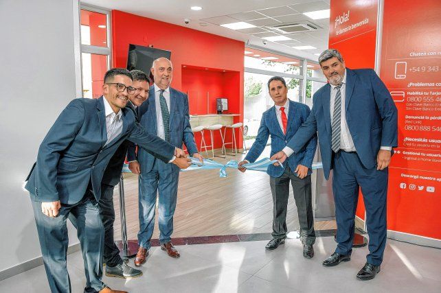 Banco Entre Ríos inauguró un nuevo edificio para su sucursal en la ciudad de Rosario del Tala.