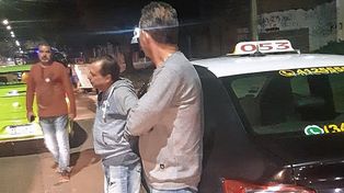 El robo a un taxista desató una protesta del sector en Bulevar Pellegrini y 25 de Mayo&nbsp;