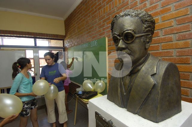 Maximio Victoria. Fue un reconocido pedagogo argentino.