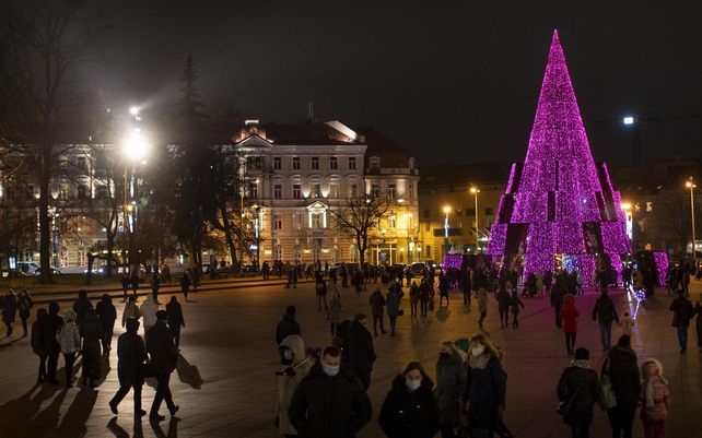 El mundo se ilumina esperando la Navidad