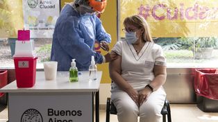 Con AstraZeneca y Moderna se podrán cubrir las segundas dosis faltantes de Sputnik V