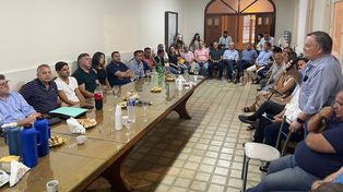 La mesa de la alianza opositora se iba a reunir hoy en Santa Fe pero la pospuso para la semana que viene.