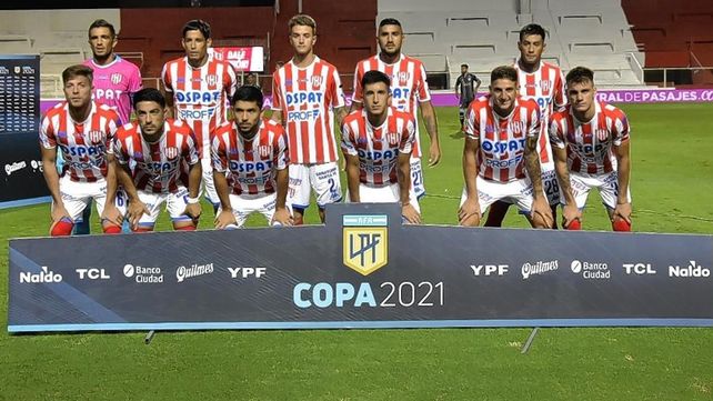 El primer equipo de Unión que empató 2-2 ante Atlético Tucumán en el 15 de Abril.