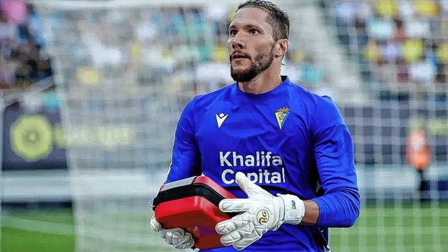 Cádiz-Barcelona: Jeremías Ledesma ayudó con un desfibrilador