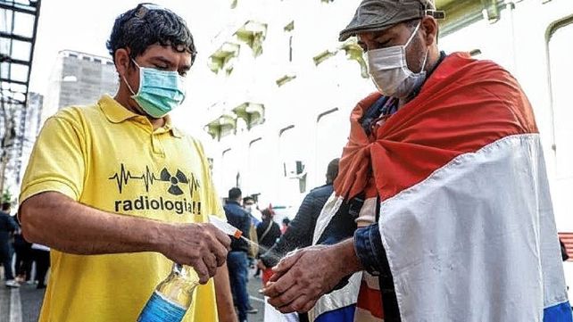 Paraguay: el bajo porcentaje de vacunados preocupa al gobierno