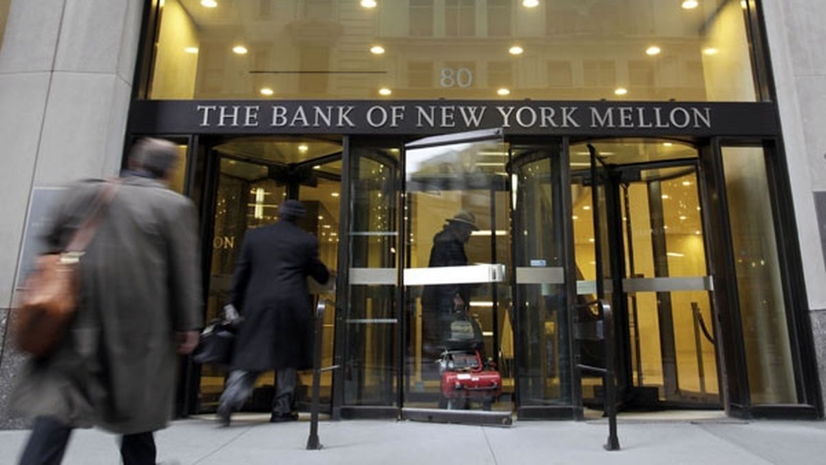 Bonistas intimaron al Bank of New York para que libere el pago frenado ...