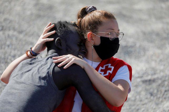 Crisis Migratoria La Imagen De Un Bebe Rescatado Del Mar Da La Vuelta Al Mundo