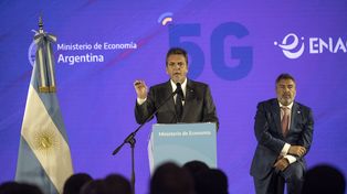 Tecnología. Massa anunció el resultado de la licitación en el CCK.