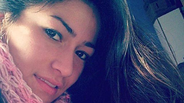 La foto de la mujer bombero exhausta que se viralizó