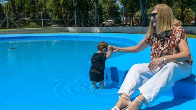 A DISFRUTAR. Se habilitaron las piletas del Complejo Municipal Toma Vieja